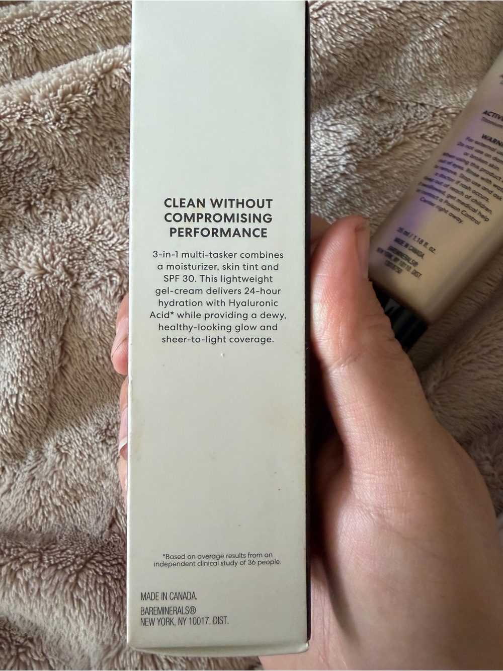 bareMinerals Complexion Rescue SPF 30 Tinted Moisturizer Bamboo 5.5 35ml - Picture 5 of 8
